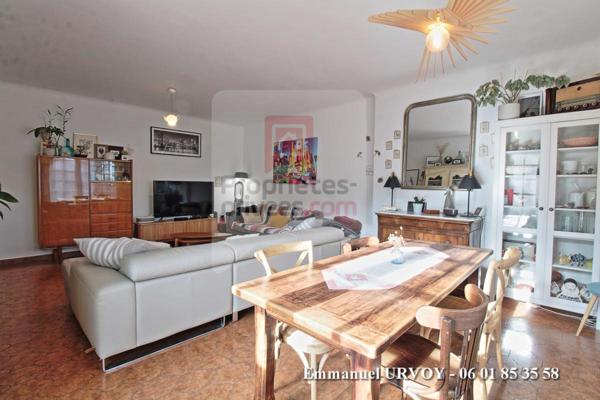 A VENDRE - 13890 MOURIES - Maison de plain-pied 113 m² avec garage et jardin 1982 m²