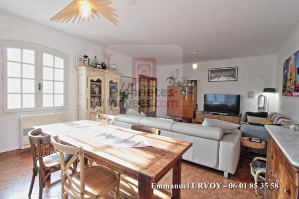 A VENDRE - 13890 MOURIES - Maison de plain-pied 113 m² avec garage et jardin 1982 m²