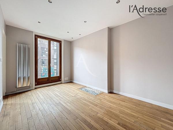 Suresnes Hyper Centre - Appartement 3 Pièces 59m² - Charme de l'ancien - Cave