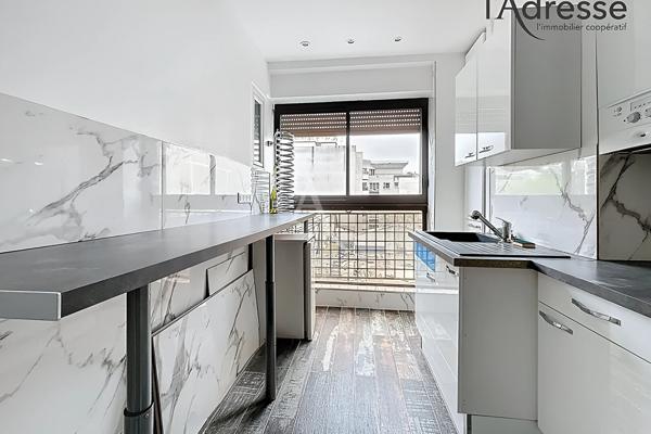 Suresnes Hyper Centre - Appartement 3 Pièces 59m² - Charme de l'ancien - Cave