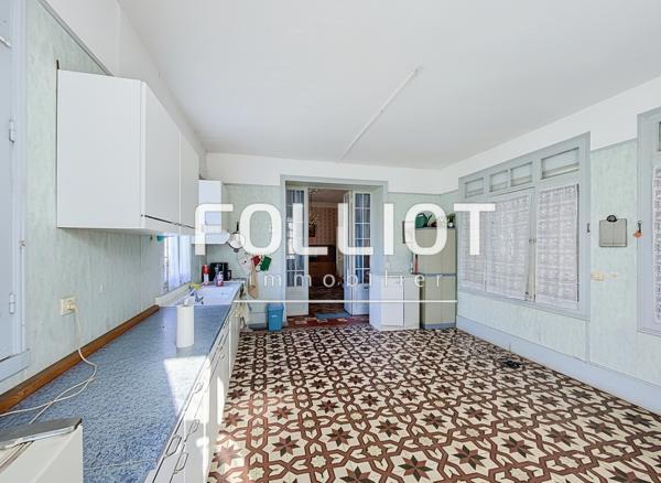 Appartement à rénover à proximité de la mer / Granville