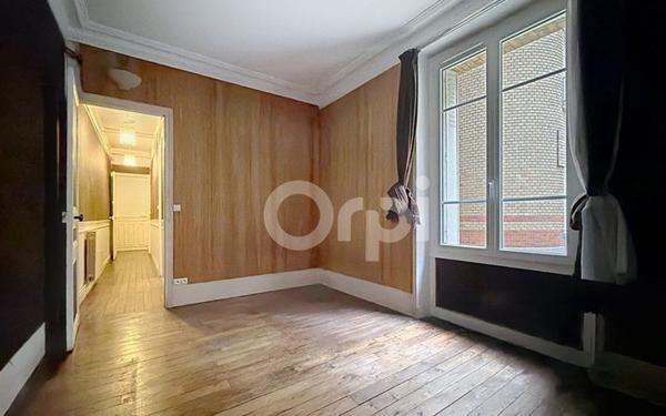 Appartement à vendre    2 pièces • 46,05 m2 Paris 15