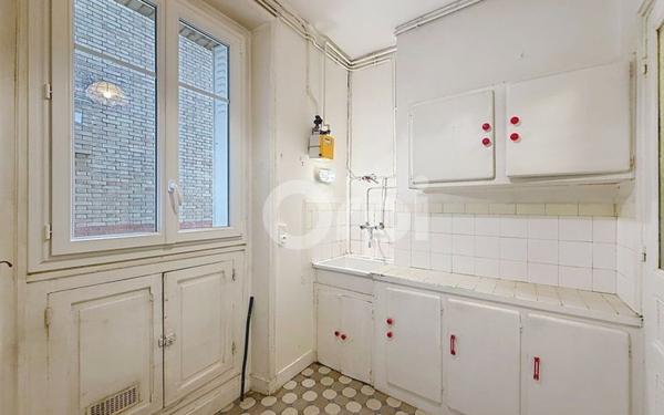 Appartement à vendre    2 pièces • 46,05 m2 Paris 15