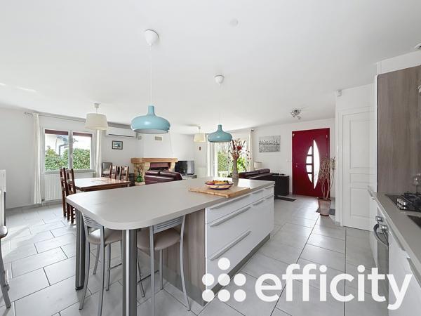 Maison 5 pièces - 106 m² Exclusivité efficity