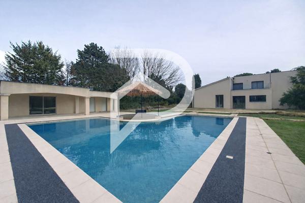 Maison 8 pièces 300 m2