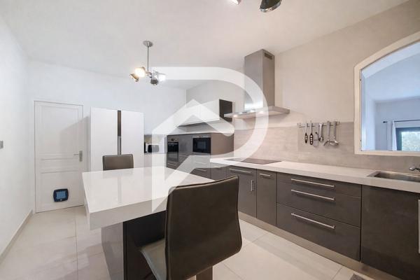 Maison 8 pièces 300 m2