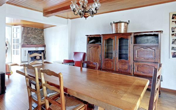 Maison à vendre    4 pièces •  Cabriès