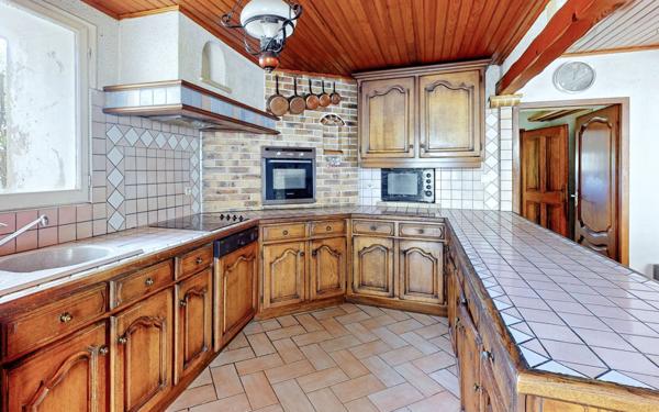 Maison à vendre    4 pièces •  Cabriès