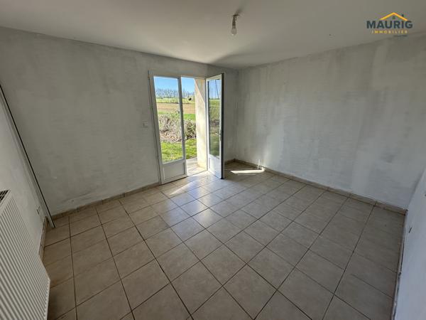 MAISON EN PIERRE 10 MINUTES DE MARAMNDE - 5 CHAMBRES 15345m²