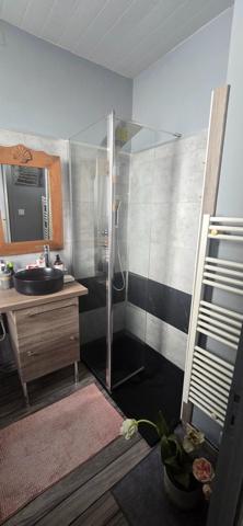 Grand T2 lumineux avec balcon