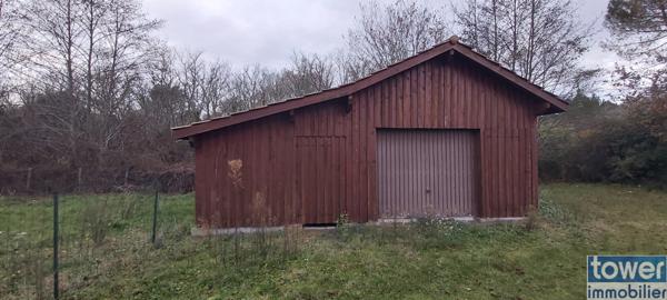 MAISON 93 M2 TERRAIN 2992 M2