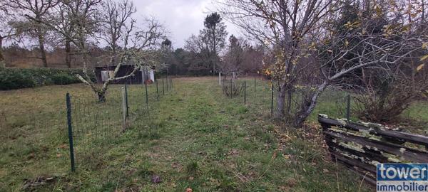 MAISON 93 M2 TERRAIN 2992 M2