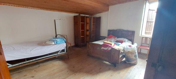 A VENDRE MAISON SUR MAGNIFIQUE TERRAIN ARBORE