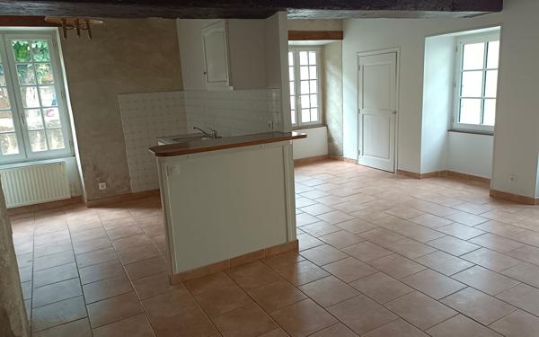 Maison à vendre    4 pièces •  Vivoin