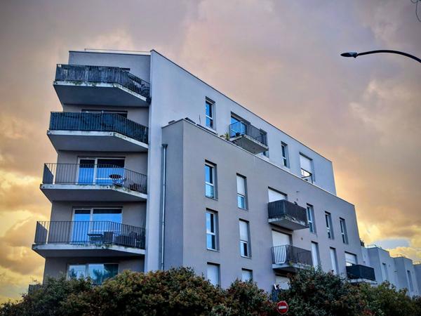 Bel appartement T3 ,59m2, moderne, lumineux et calme.