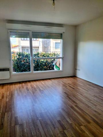 Bel appartement T3 ,59m2, moderne, lumineux et calme.