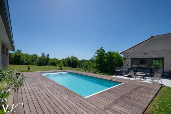 Maison à vendre 790 000 € Carbonne 5 p 234 m² DPE A
