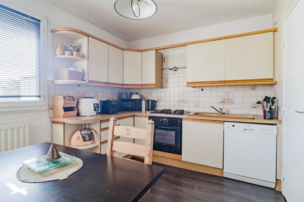 Appartement à vendre |                                       Décines-Charpieu |                                        3 pièces  |  67 m²