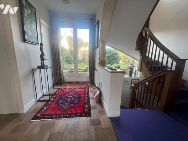 CAEN CENTRE - Belle maison de 220 m2 - Terrain