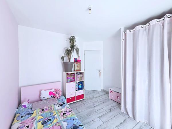 Le confort du plain-pied récent vous attend  !