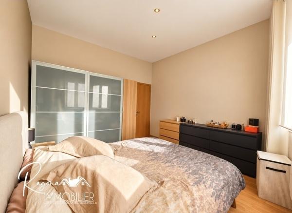 APPARTEMENT DE CARACTÈRE AUX VOLUMES RARES