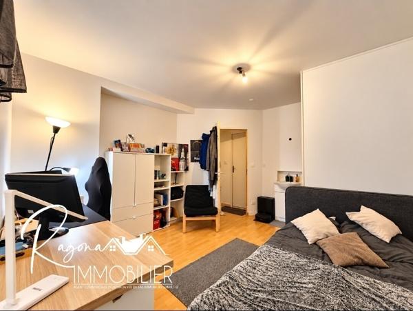APPARTEMENT DE CARACTÈRE AUX VOLUMES RARES