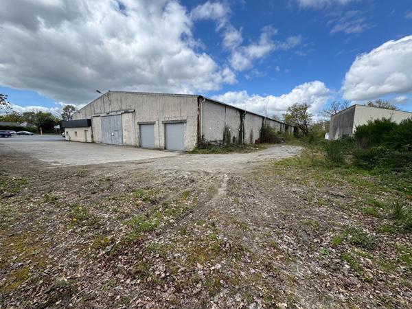 A VENDRE Batiment d'activité 2200 m2 - NORD de NANTES