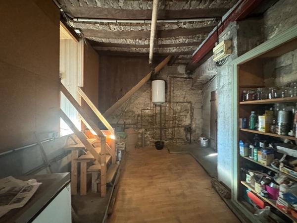 MAISON ATYPIQUE 151M²  4 CHAMBRES GROS POTENTIEL VILLARGENT