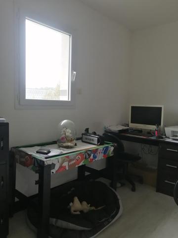 Belle Maison contemporaine dans quartier paisible.