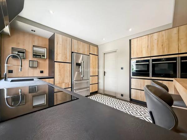 Vente Maison 6 pièces 160 m2 à Thorigny-sur-Marne