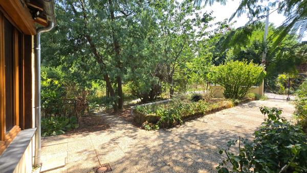 MAISON 4P - GARAGE - DEPENDANCES - JARDIN - CALME SANS VIS A VIS