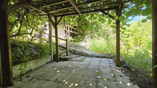 MAISON 4P - GARAGE - DEPENDANCES - JARDIN - CALME SANS VIS A VIS