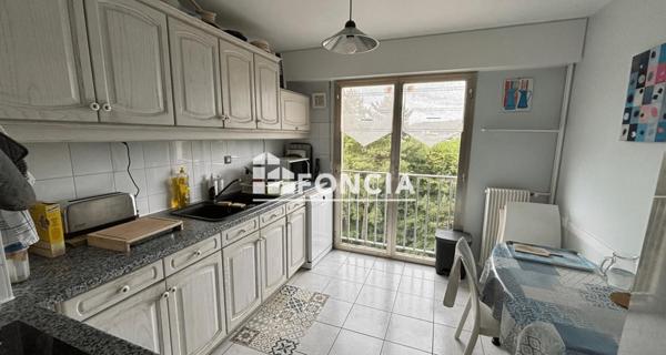 À vendre Appartement 4 pièces 102 m² - Versailles 78000