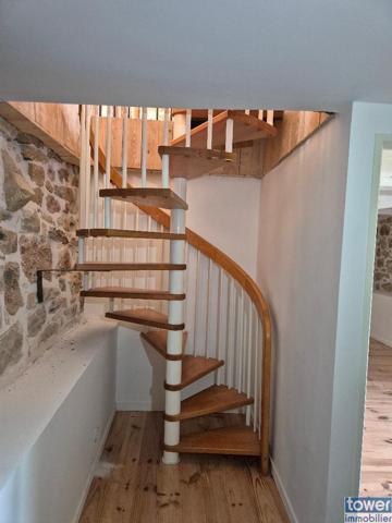 Maison
                                                                                                                                                                                                                                                                                                                        4 pièce(s)                                                                                                                                                                                                          2 chambre(s)                                                                                                                                                                                                          160  m²