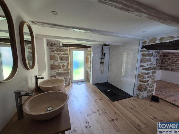 Maison
                                                                                                                                                                                                                                                                                                                        4 pièce(s)                                                                                                                                                                                                          2 chambre(s)                                                                                                                                                                                                          160  m²