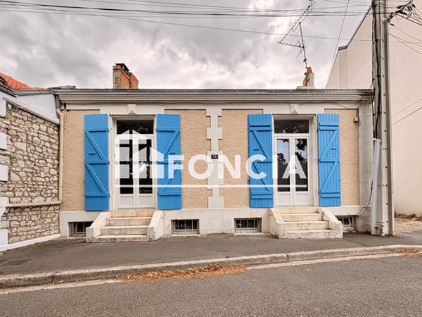 Location Maison 3 pièces 72.4 m² - 54 AVENUE LEOPOLD ROBINET La Rochelle 17000