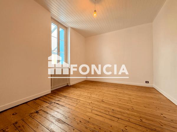 Location Maison 3 pièces 72.4 m² - 54 AVENUE LEOPOLD ROBINET La Rochelle 17000