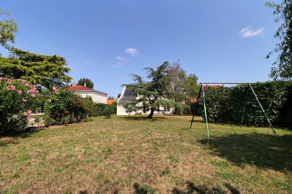 Coup de coeur, belle maison familiale quartier Martellière- proche bourg