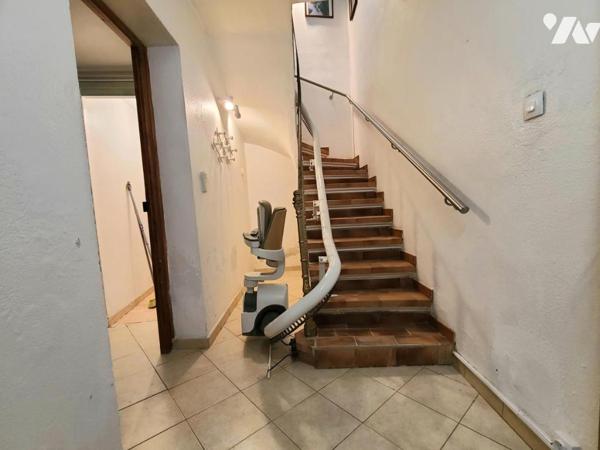 Lapalud, Maison de village avec Courette.