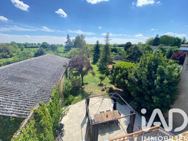 Maison à vendre 7 pièces 157 m² Saint-Maixent-l'École