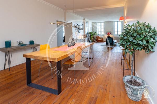 À vendre : Appartement Belles Prestations hyper centre de la Rochelle , La rochelle