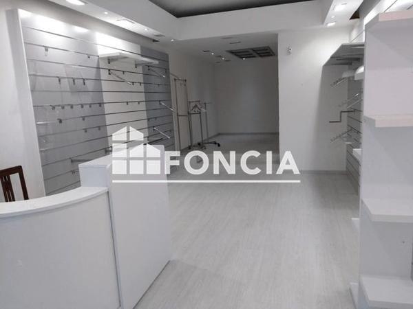Location Local commercial 1 pièce 49.5 m² - 23 RUE DE LA REPUBLIQUE Beziers 34500