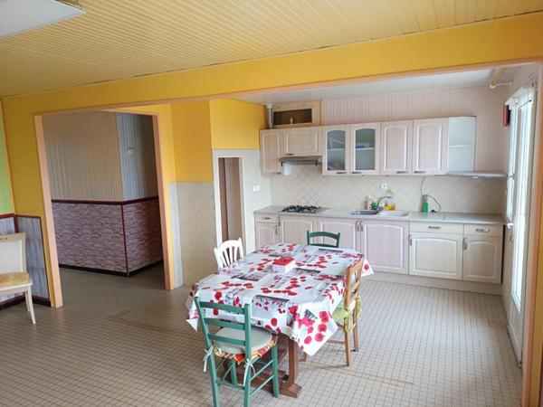 Maison Pouzauges 6 pièce(s) 96.03 m2