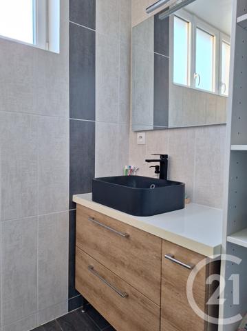 Immeuble à vendre  80 m2 CHERBOURG EN COTENTIN - 50