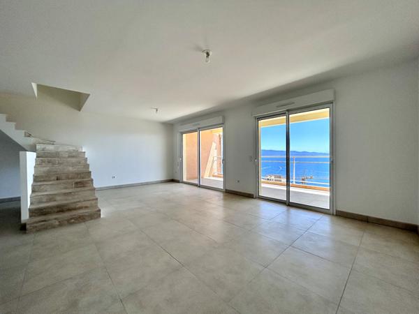 A VENDRE APPARTEMENT TYPE 4 -  20 000  AJACCIO - DUPLEX SANGUINAIRES LE PANORAMIQUE