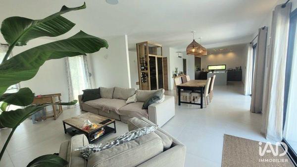 Maison à vendre 5 pièces 170 m² L'Isle-sur-la-Sorgue
