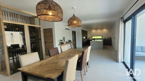 Maison à vendre 5 pièces 170 m² L'Isle-sur-la-Sorgue