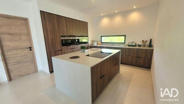 Maison à vendre 5 pièces 170 m² L'Isle-sur-la-Sorgue