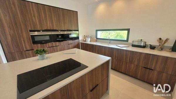 Maison à vendre 5 pièces 170 m² L'Isle-sur-la-Sorgue