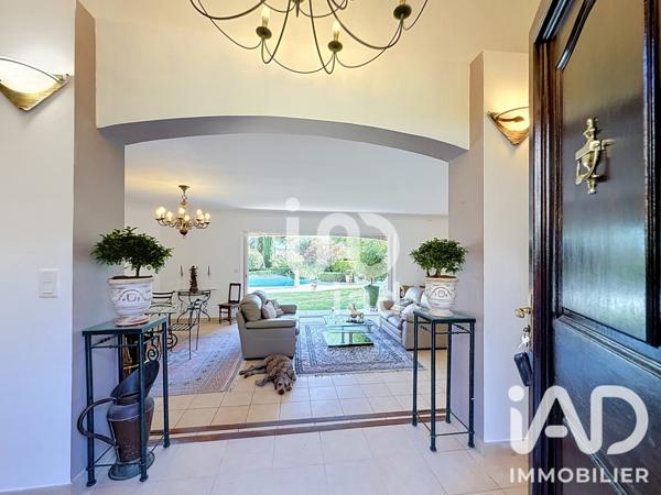 Maison à vendre 7 pièces 220 m² Allauch